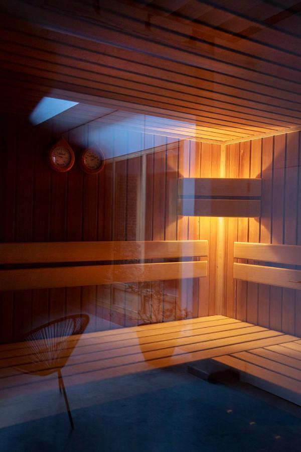 Studio73, Guesthouse Met Sauna Кортрейк Экстерьер фото
